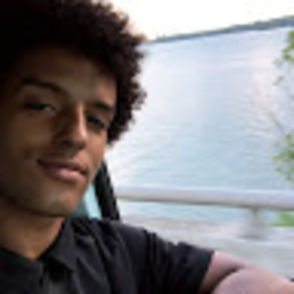 Meet your Posher, Derek - Picture 1 of 1